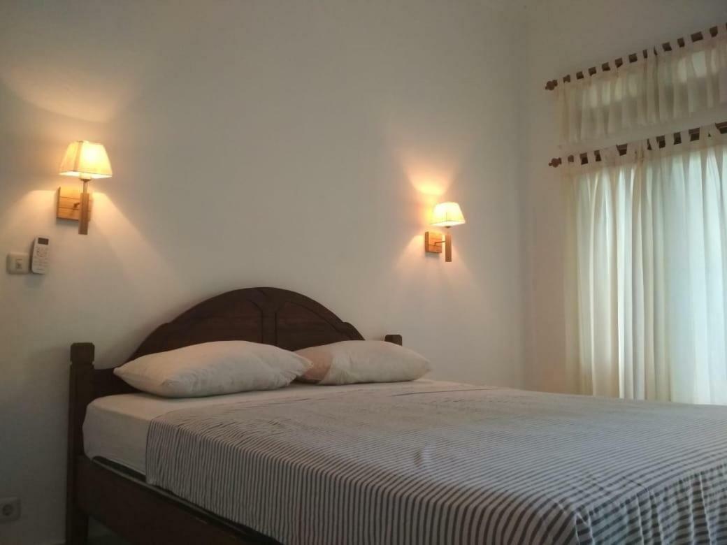 Almaida II Gili Trawangan Bed & Breakfast Екстериор снимка